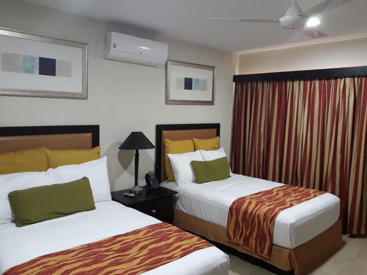 Hotel El Viejo Inn Чинандега Экстерьер фото
